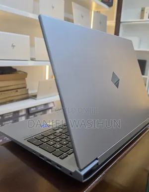 New Laptop HP Omen 16 16GB Intel Core i7 SSD 1T