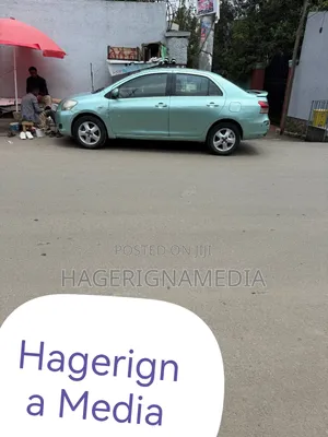 Toyota Yaris 2008 Green
