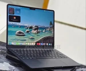 New Laptop Apple MacBook Air 2025 M4 16GB Apple M4 SSD 256GB