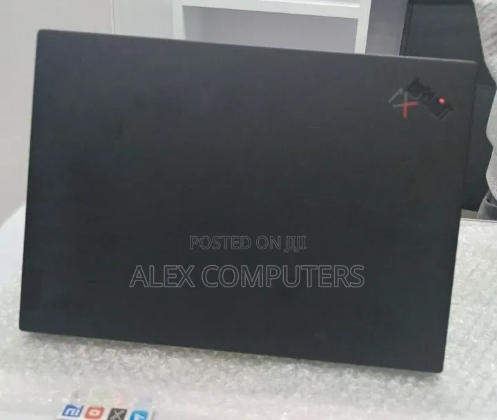 New Laptop Lenovo ThinkPad X1 Carbon 16GB Intel Core i7 SSD 512GB