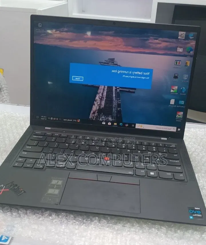 New Laptop Lenovo ThinkPad X1 Carbon 16GB Intel Core i7 SSD 512GB