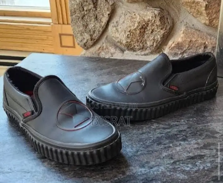 Vans X Marvel Black Widow Shoes Classic Slip-on .