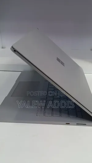 New Laptop Microsoft Surface Book 2 16GB Intel Core i7 SSD 512GB
