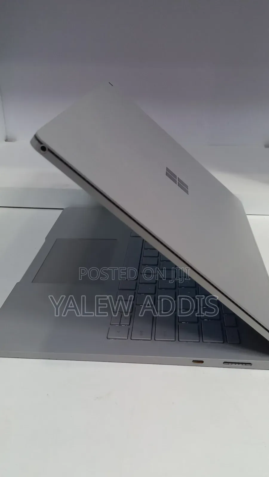 New Laptop Microsoft Surface Book 2 16GB Intel Core i7 SSD 512GB