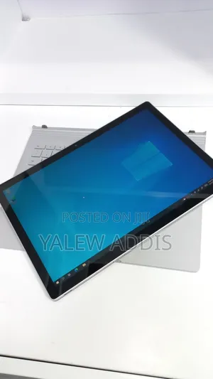 New Laptop Microsoft Surface Book 2 16GB Intel Core i7 SSD 512GB