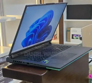 New Laptop Asus ROG Strix SCAR 18 40GB Intel Core i9 SSD 1T
