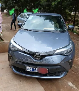 Toyota C-HR 2020 Green