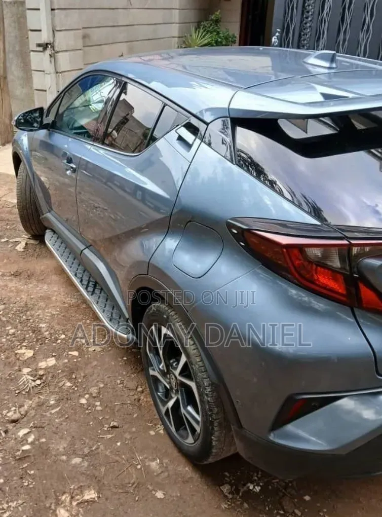 Toyota C-HR 2020 Green