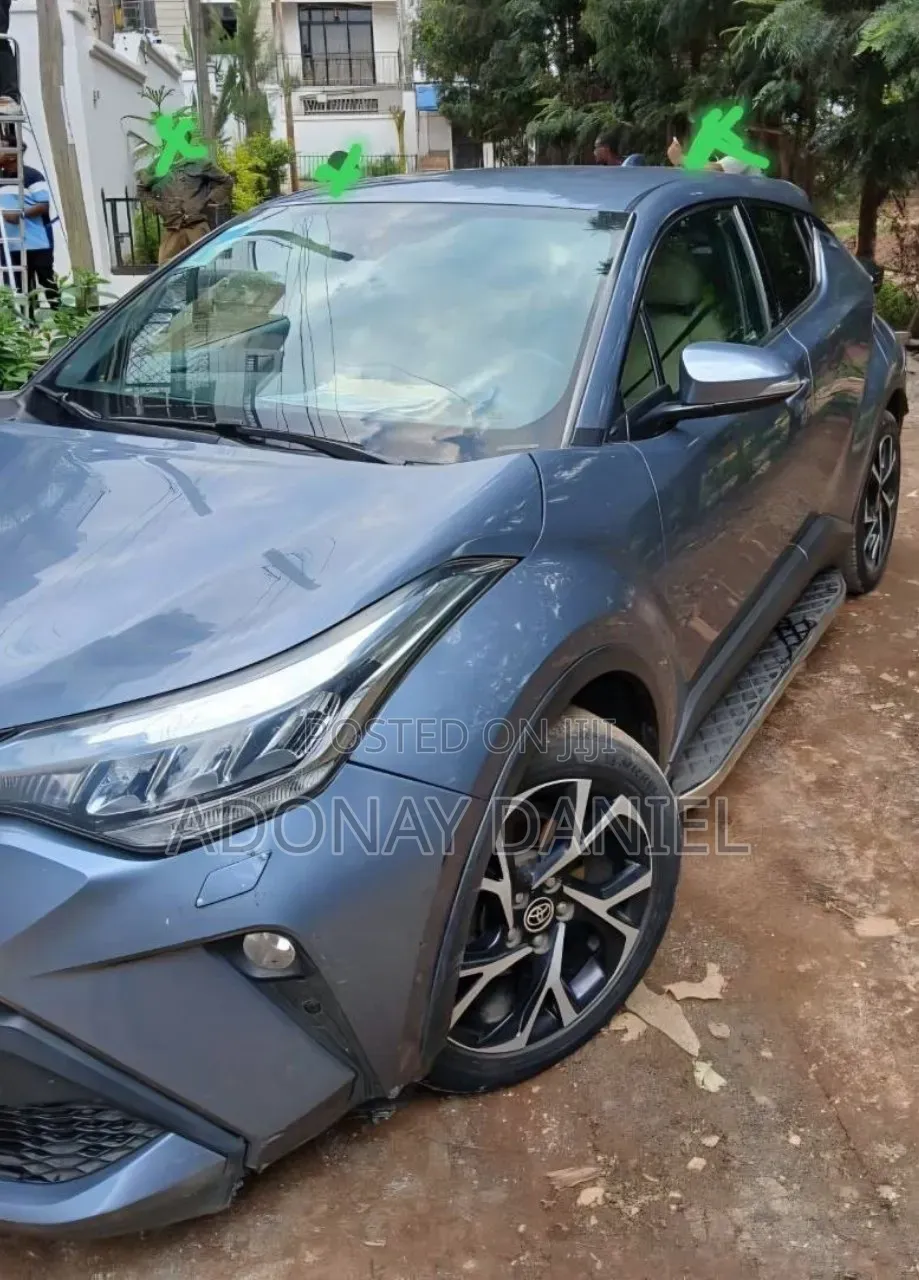 Toyota C-HR 2020 Green