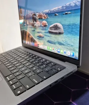 New Laptop Apple MacBook Pro 2021 M1 32GB Apple M1 Pro SSD 512GB