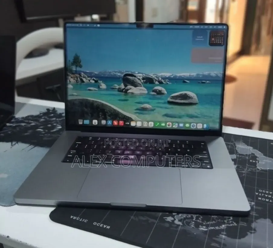 New Laptop Apple MacBook 64GB Apple M1 Max SSD 1T