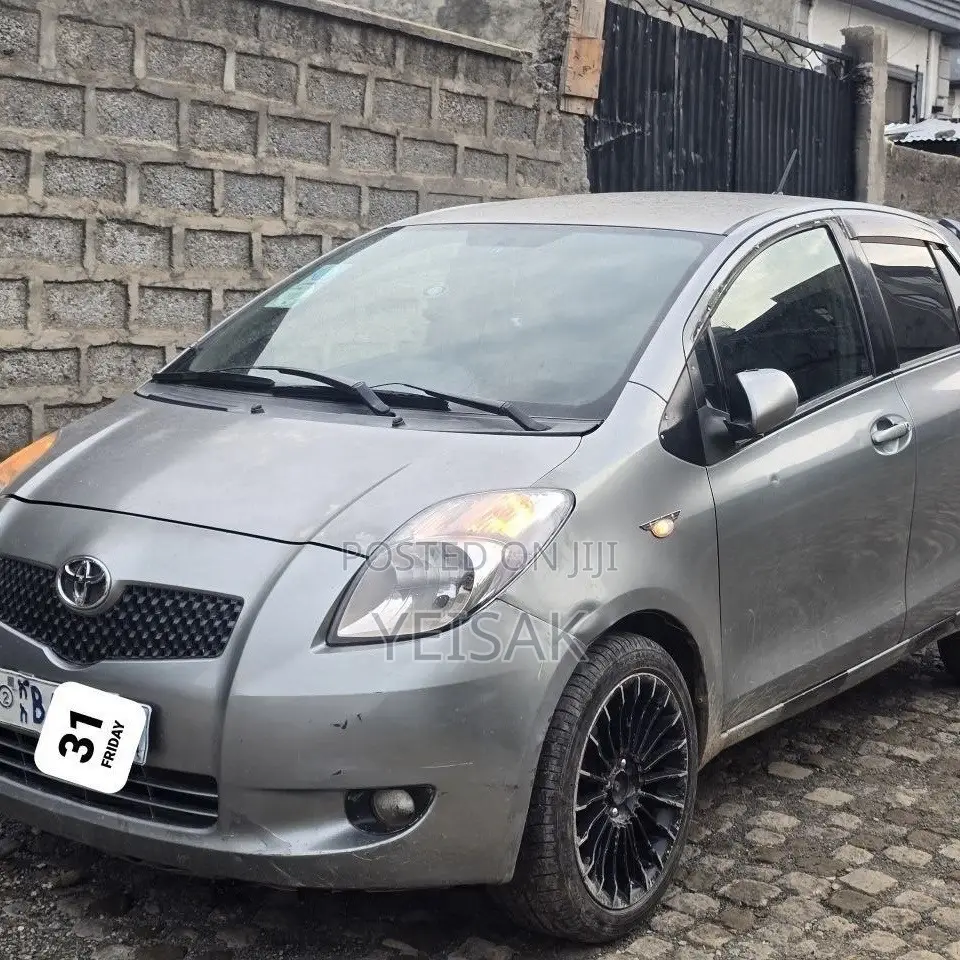 Toyota Yaris 2008 Silver