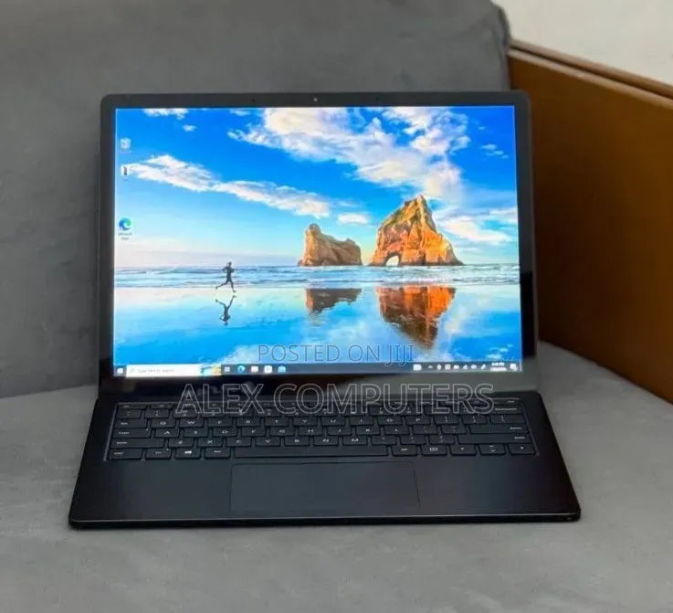 New Laptop Microsoft Surface Laptop 4 16GB Intel Core i7 SSD 512GB