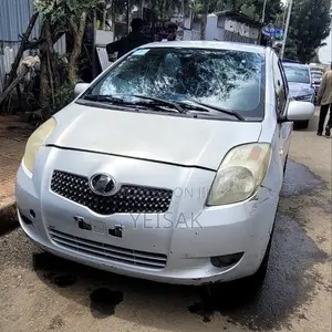Toyota Yaris 2006 Silver