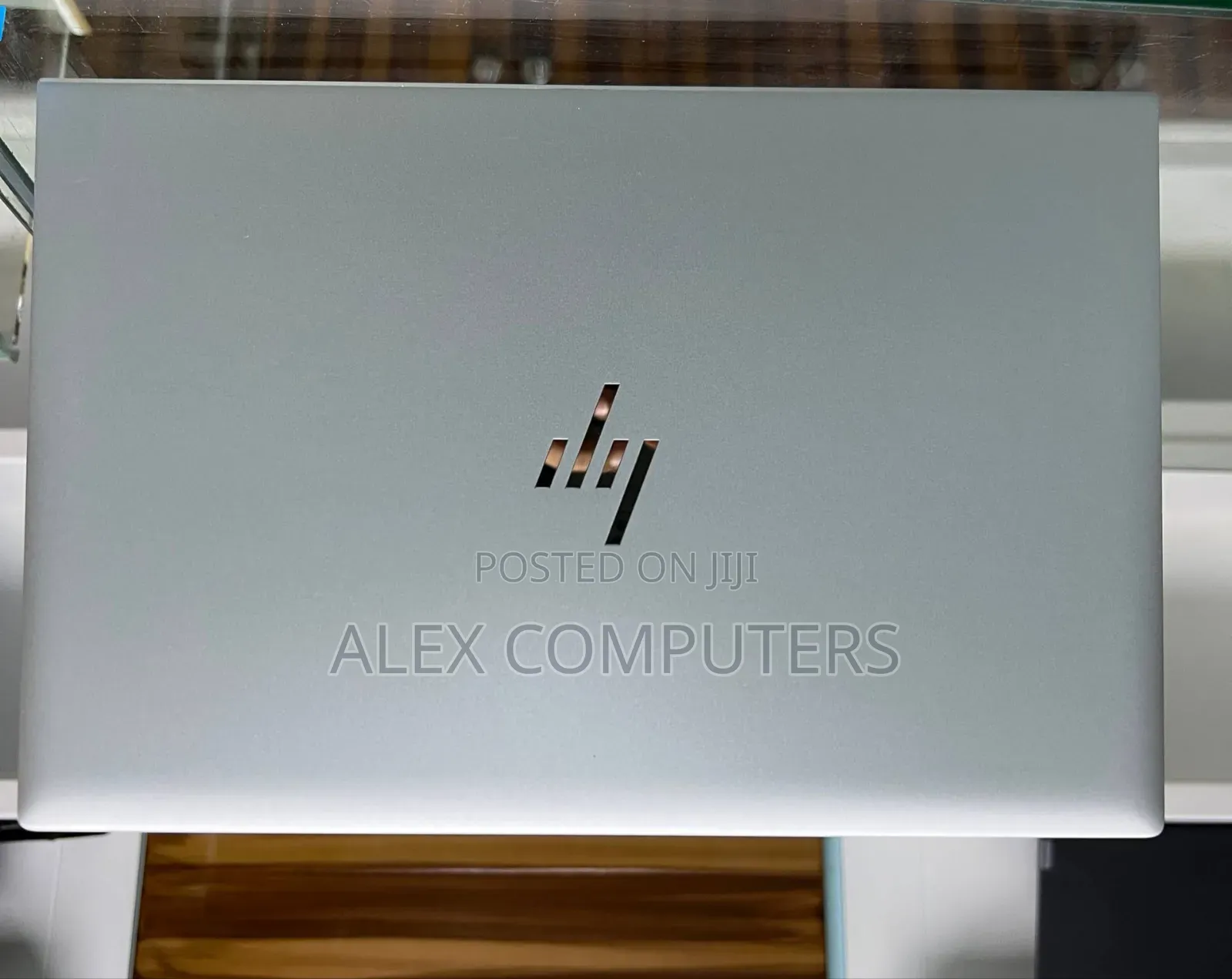 New Laptop HP EliteBook 830 G8 16GB Intel Core i7 SSD 512GB