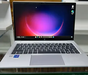 New Laptop HP EliteBook 830 G8 16GB Intel Core i7 SSD 512GB