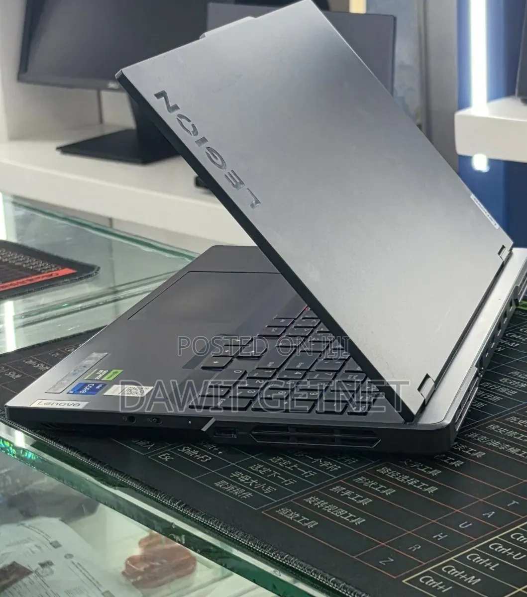 New Laptop Lenovo Legion 5 16GB Intel Core i7 SSD 1T