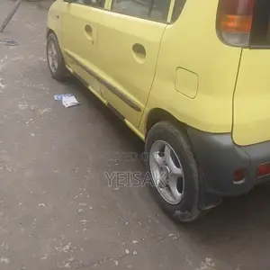 Hyundai Atos 2021 Yellow