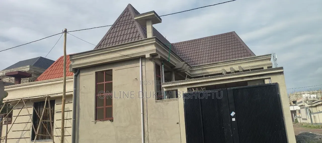 Furnished 8bdrm Villa in Bishoftu Dukem, Oromia-Finfinne for sale