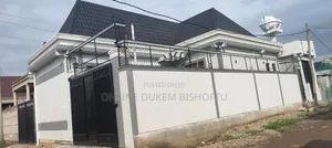 Furnished 11bdrm Villa in Bishoftu Dukem, Oromia-Finfinne for sale
