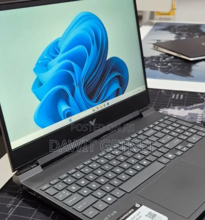 New Laptop HP Victus 15 16GB AMD Ryzen 7 SSD 512GB