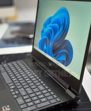 New Laptop HP Victus 15 16GB AMD Ryzen 7 SSD 512GB
