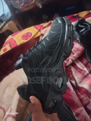 Nike Men Shoes
