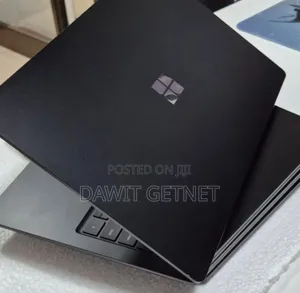 New Laptop Microsoft Surface 16GB Intel Core i7 SSD 256GB