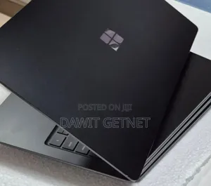 New Laptop Microsoft Surface 16GB Intel Core i7 SSD 256GB