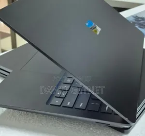 New Laptop Microsoft Surface 16GB Intel Core i7 SSD 256GB