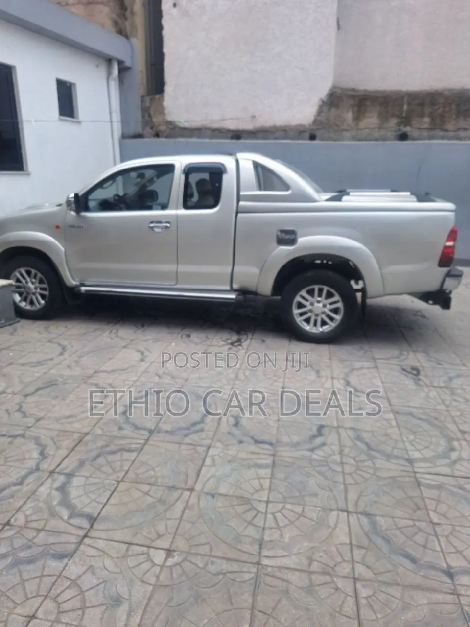 Toyota Hilux 2012 Silver