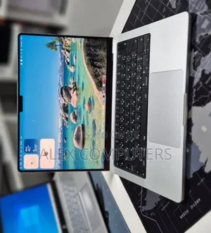 New Laptop Apple MacBook 16GB Apple M2 SSD 512GB