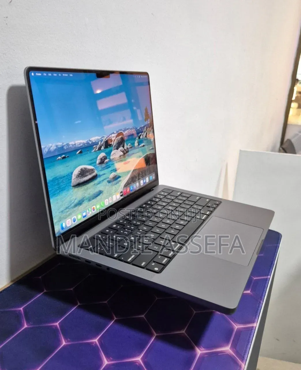 New Laptop Apple MacBook Pro 2021 M1 32GB Apple M1 Pro SSD 512GB