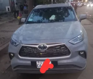 New Toyota Highlander 2024