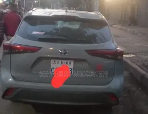 New Toyota Highlander 2024