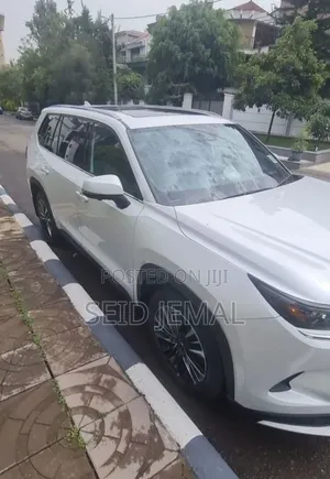 Toyota Grand Highlander Hybrid 2025 Off white