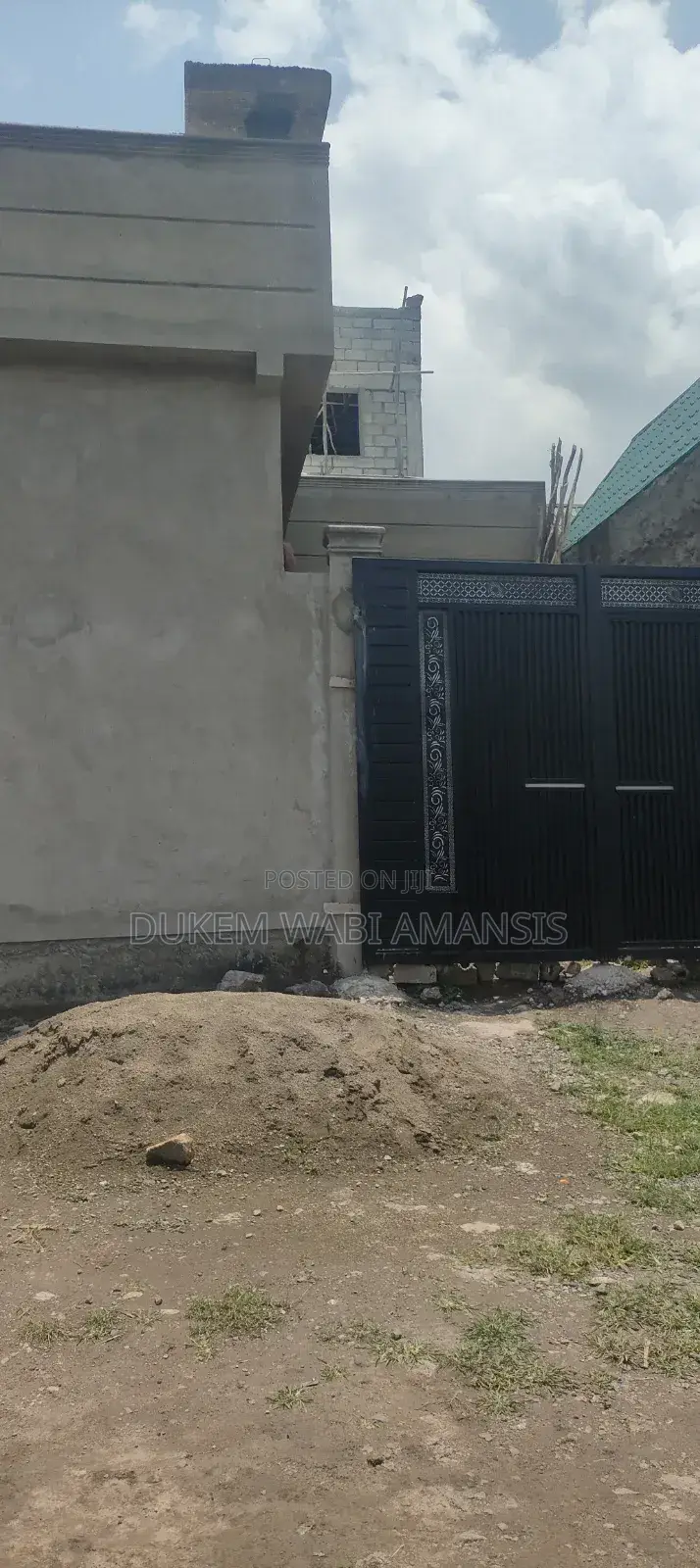 8bdrm House in Bishoftu Dukem, East Shewa for sale