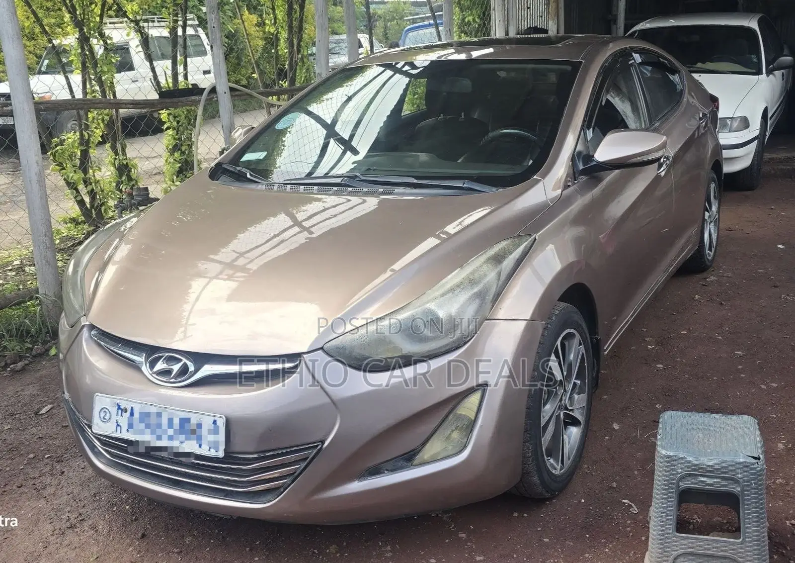 Hyundai Elantra 2014 Brown