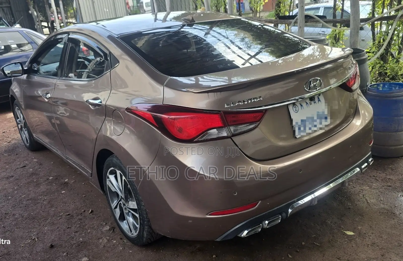 Hyundai Elantra 2014 Brown
