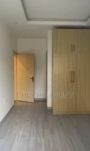 3bdrm Apartment in Yeka for sale