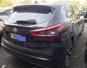 Nissan Qashqai 2018 Brown