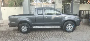 Toyota Hilux 2008 Gray