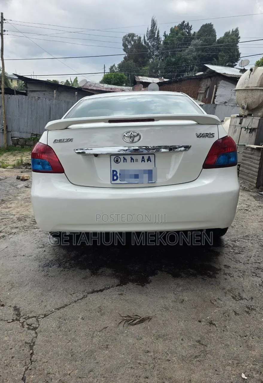 Toyota Belta 2008 White