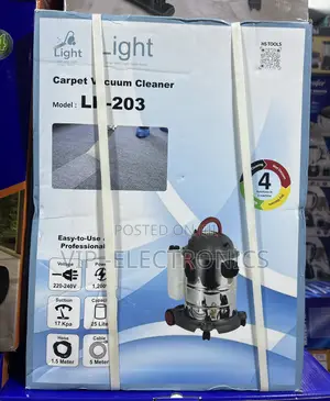 Light Carpet Vacuum Cleaner 25L Powered by 1200W Motor and Delivering