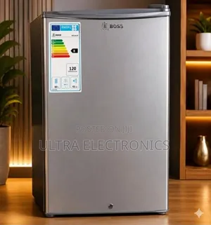 Boss Single-Door Compact Refrigerator
