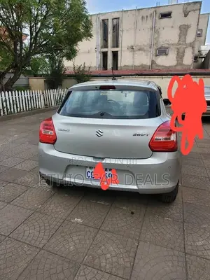 Suzuki Swift 2022 Silver