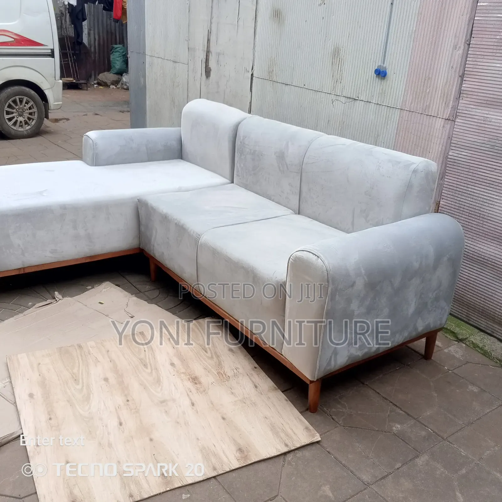 Strang Sofa