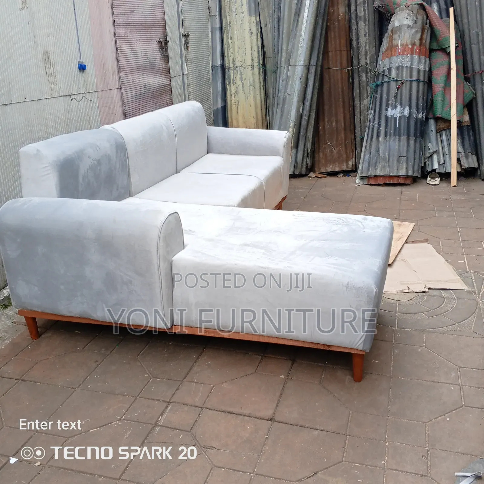 Strang Sofa