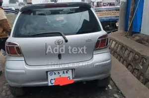 Toyota Vitz 2004 Silver