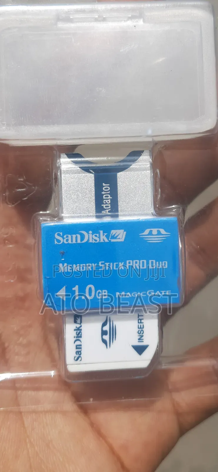 SanDisk Memory Stick PRO Duo Flash Memory Card With a 1.0 GB Capacity.